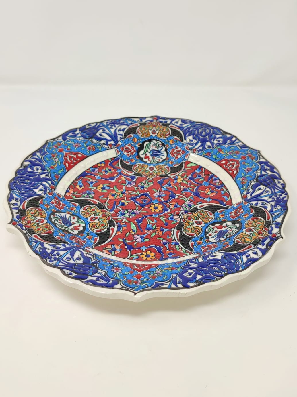 Hand Made Plate 25 cm 1058