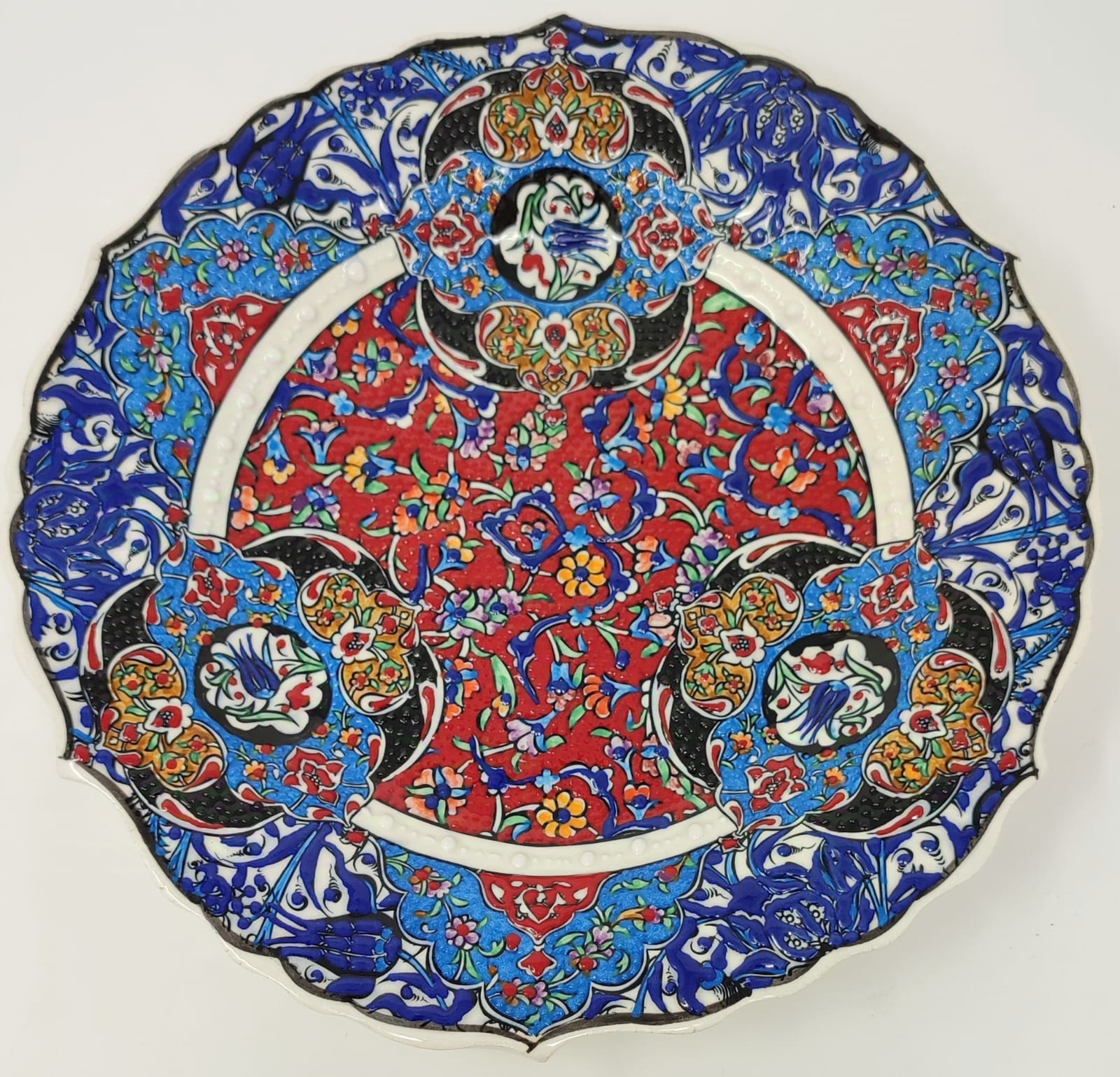 Hand Made Plate 25 cm 1058