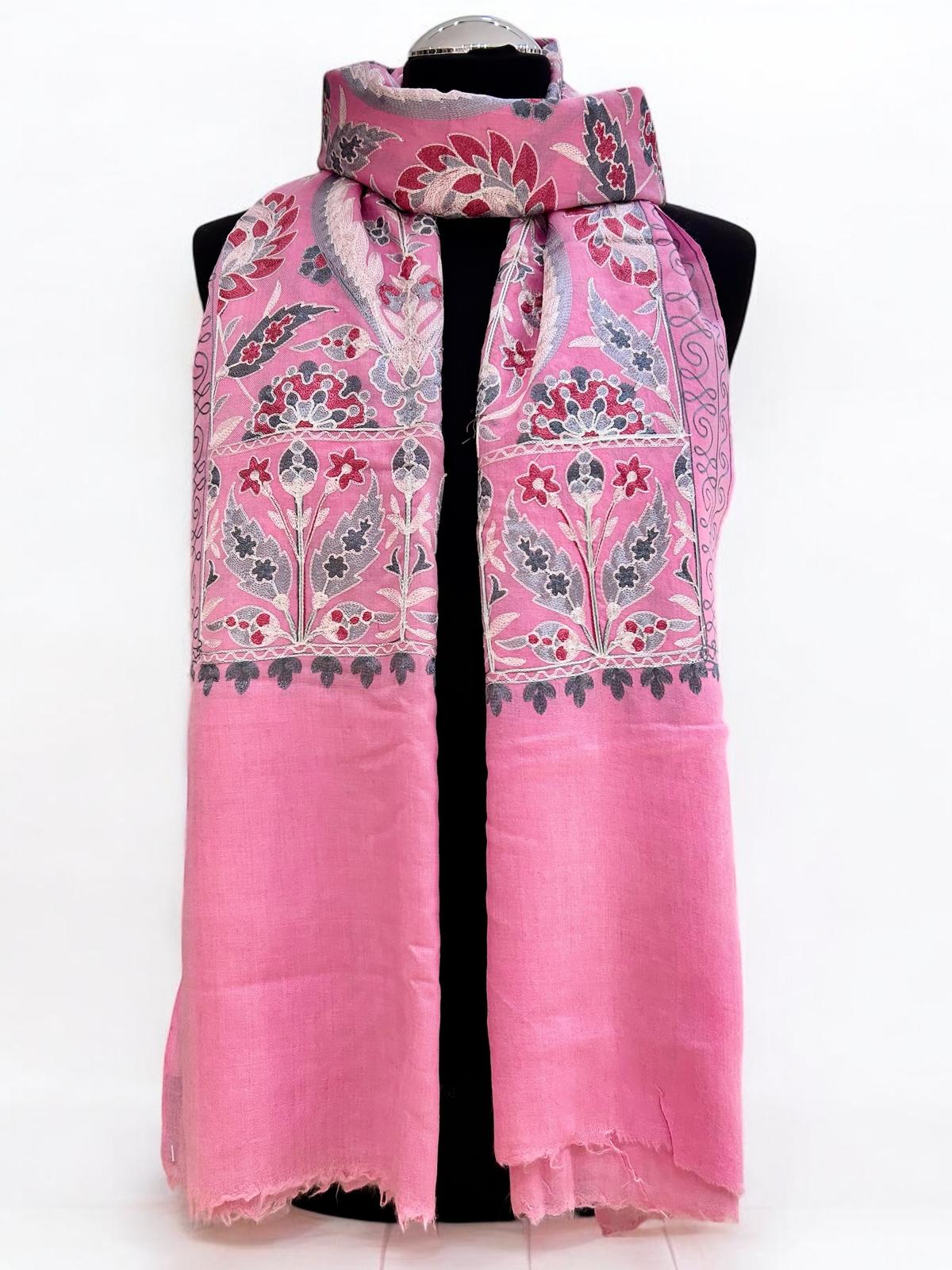 Cashmere Embroidered 2060